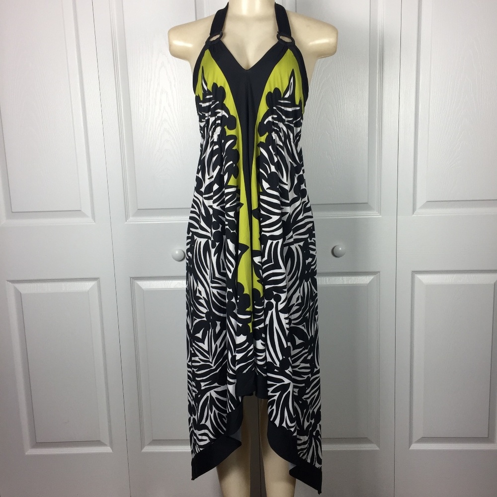  LIKE NEW - Great Asymmetrical Dress! 